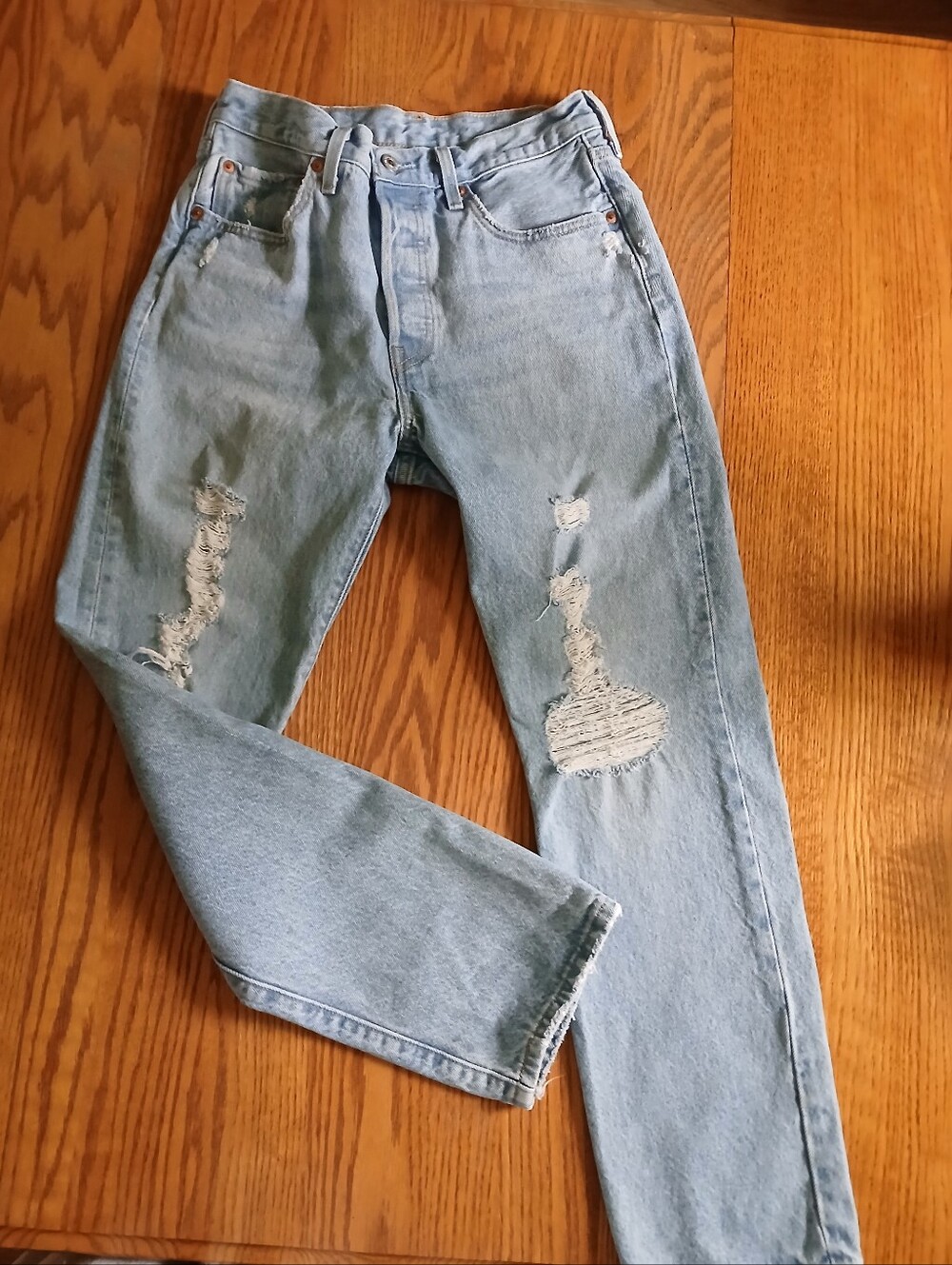 Levis Distressed 501 Button Fly High Rise  Light Wash 27X28